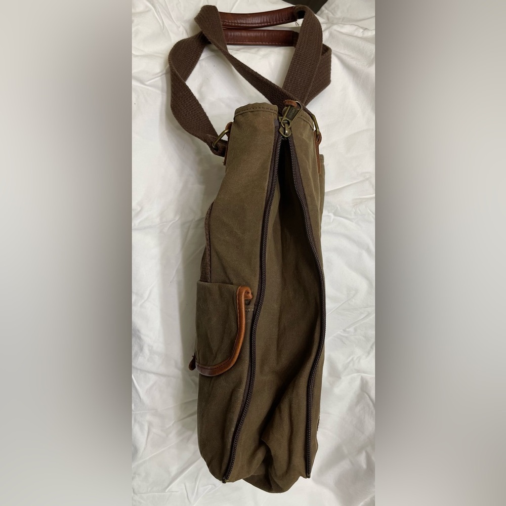 Duluth Trading Women's Oil Cloth Day Tote Bag green brown leather handles - Picture 7 of 13